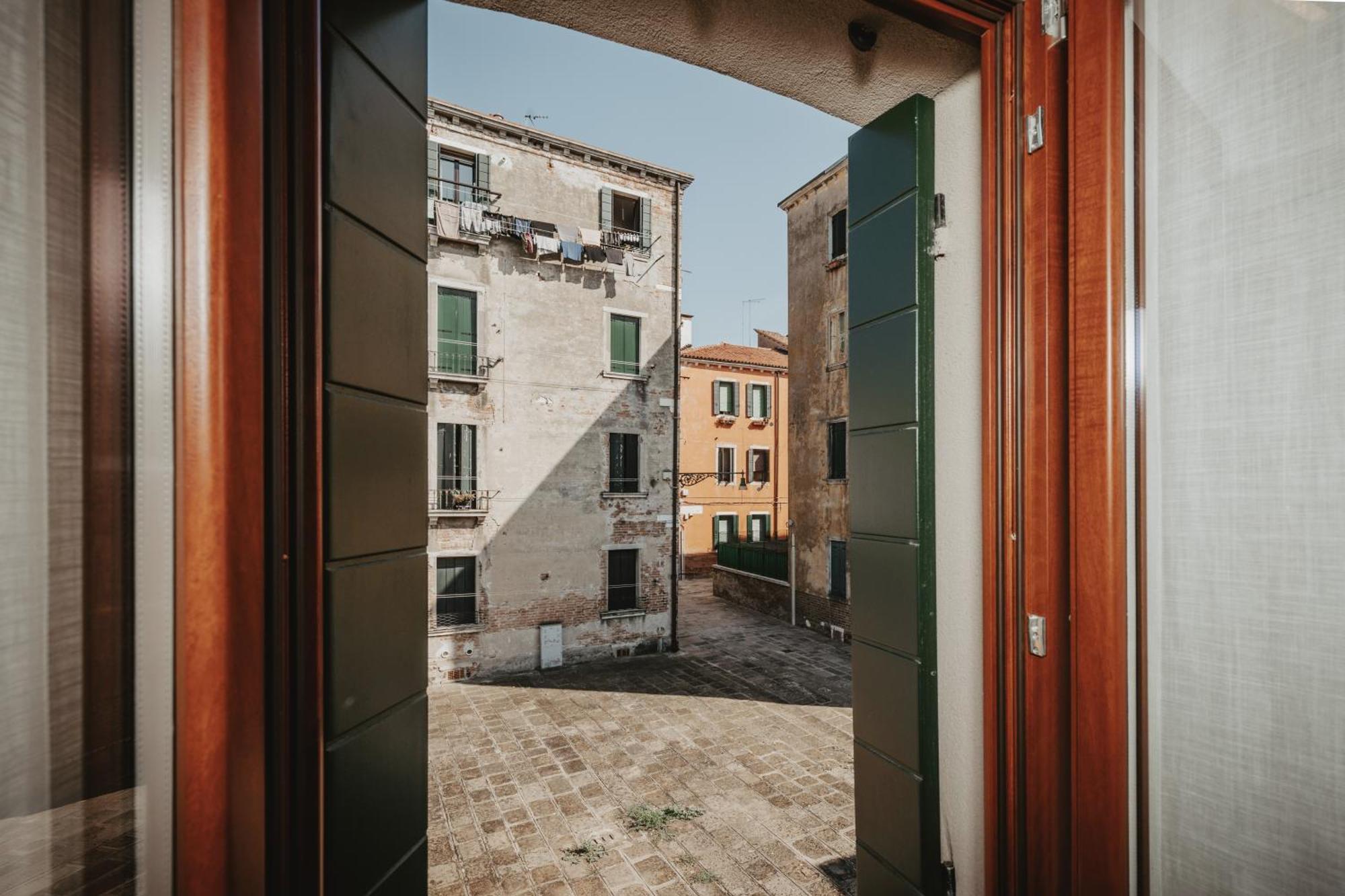 Апартаменти Accogliente Monolocale Veneziano2 Aria Condizionata, Vicino A Campus E Stazione Екстер'єр фото